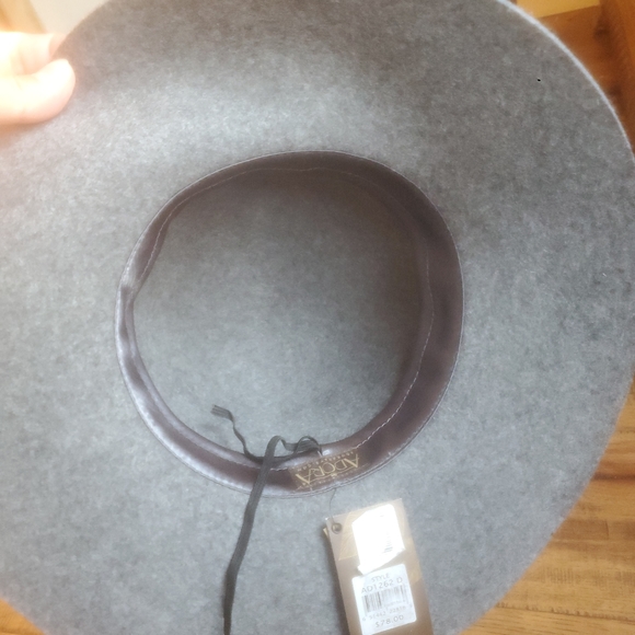 Adora Hat bought  at Dillard's brand new - Picture 3 of 4